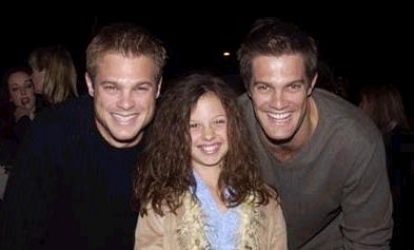 Photos de Mackenzie Rosman - The Future Event 01.30.2003 - 13